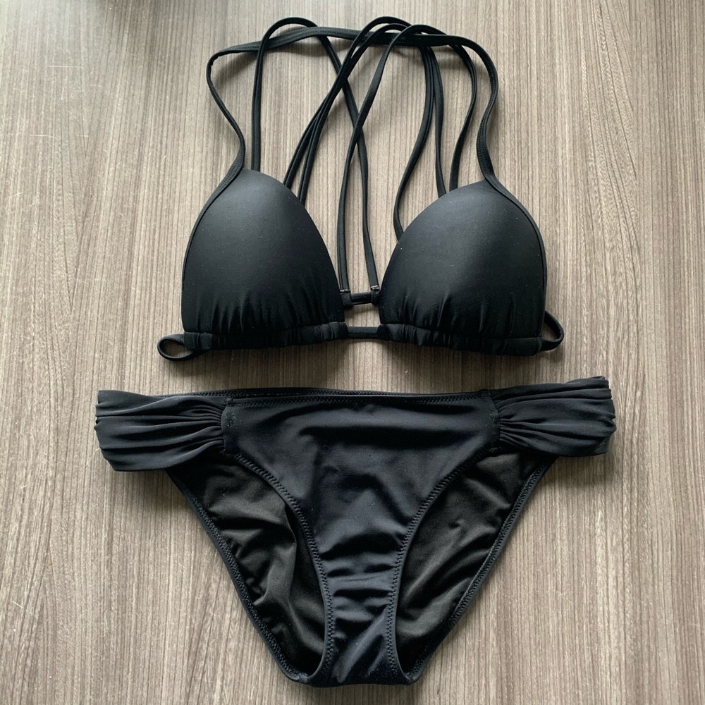 Black triangle bikini top